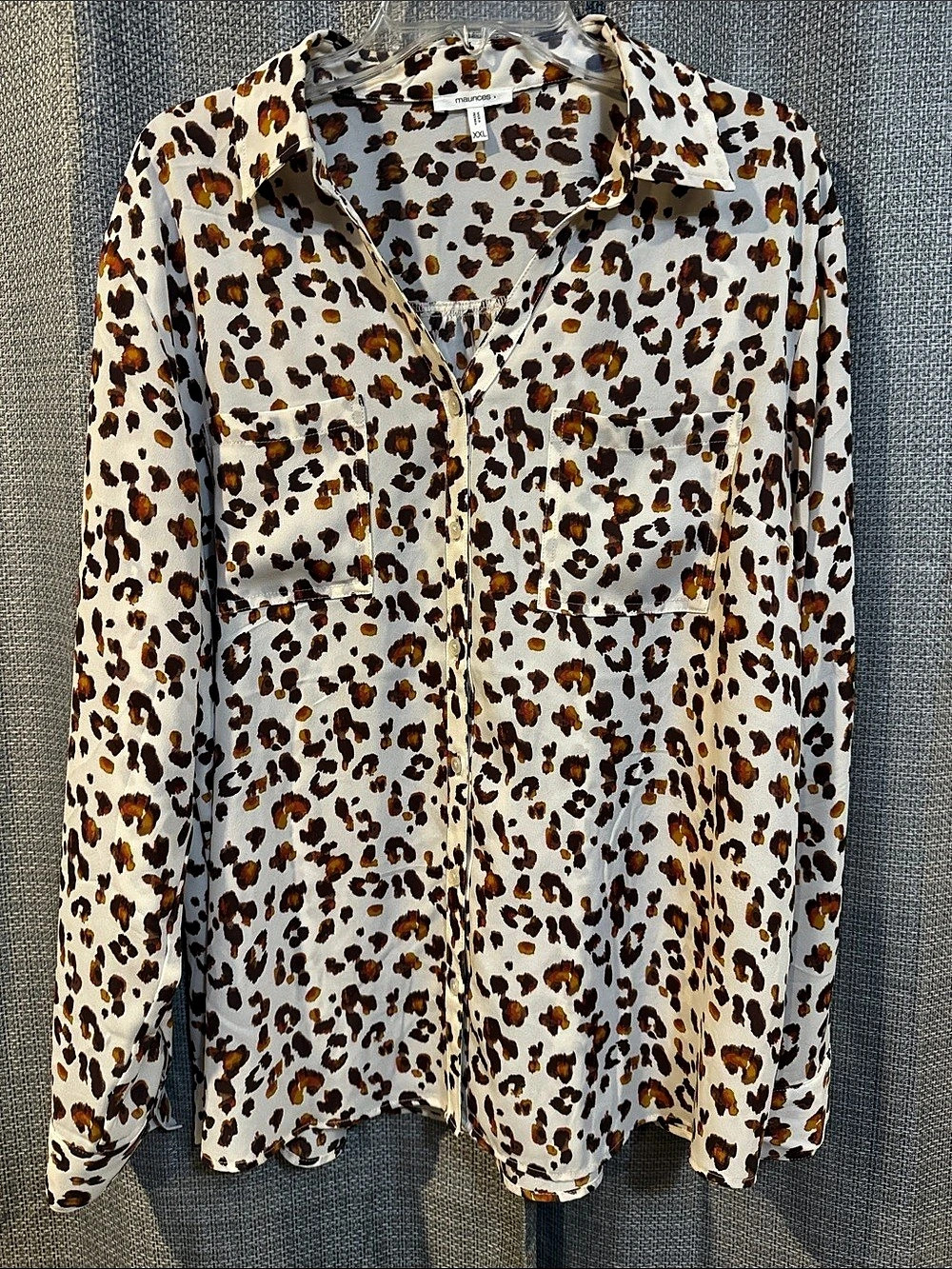 Maurice’s Leopard Print Button Down Shirt Size XXL Like New